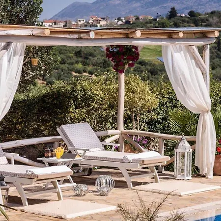 Kalithea - Elegant Secluded Villa *